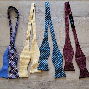 Bundle of bow ties